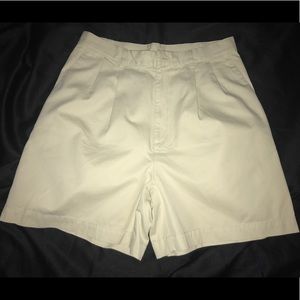 ❤️GAP Women's Khaki Shorts - Size 14R - NWOT